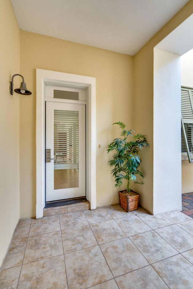 gallery_images_nb1907302-2004