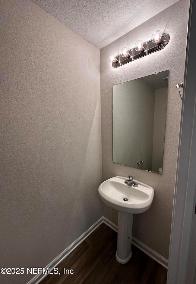 8204 Halls Hammock Ct, Jacksonville, FL 32244 - photo 5