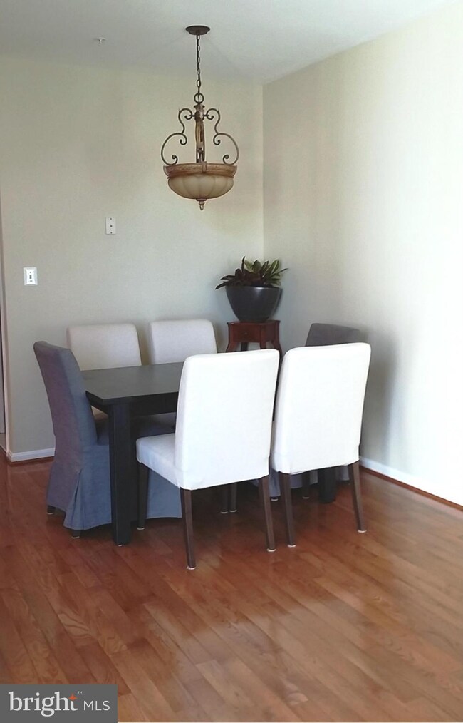 8414 Lily Ln, Laurel, MD 20723 - photo 7