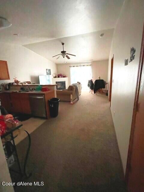 1586-Open Floor Plan