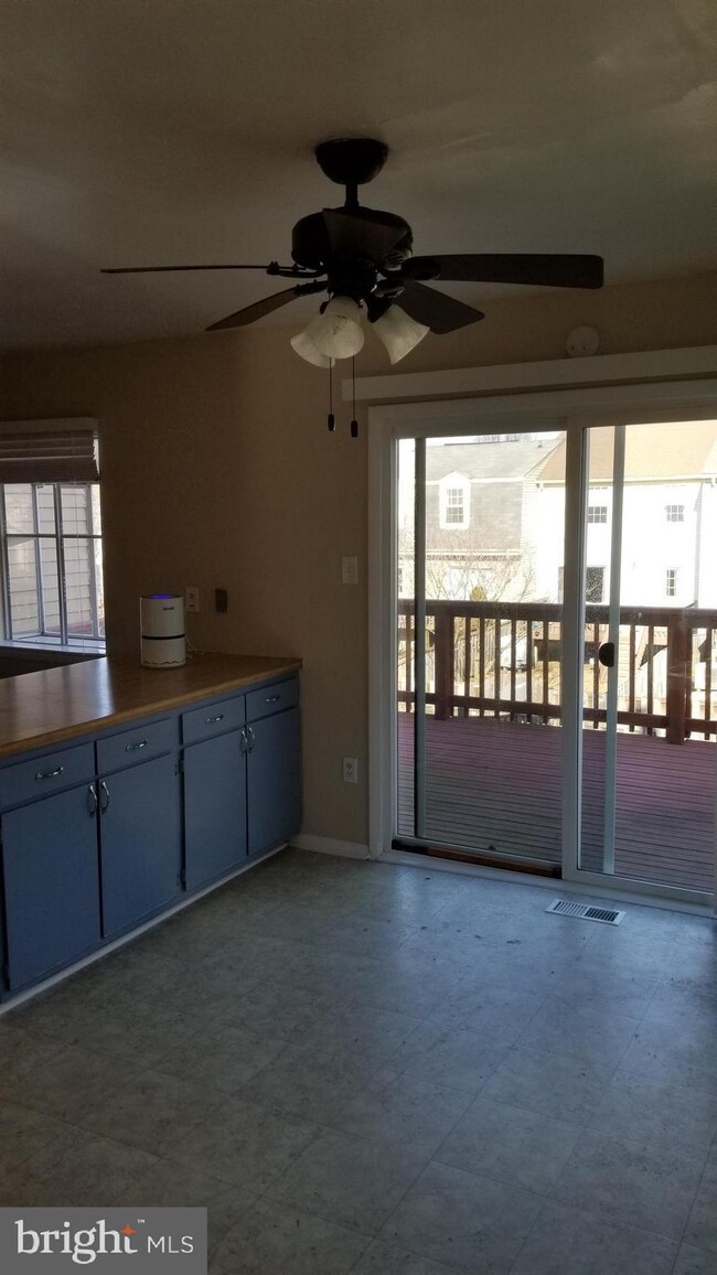 8638 Gambier Harbour, Pasadena, MD 21122 - photo 4