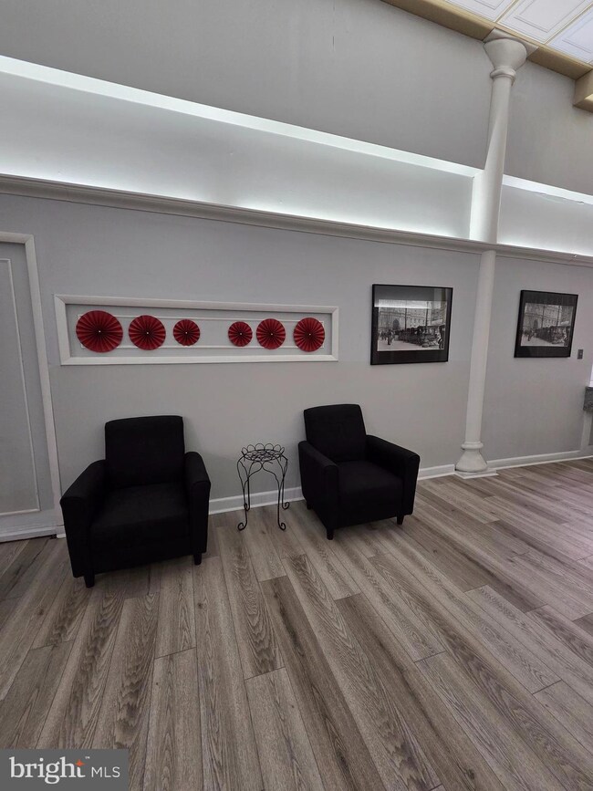 1010 00 Race St unit 6LM, Philadelphia, PA 19107 - photo 6