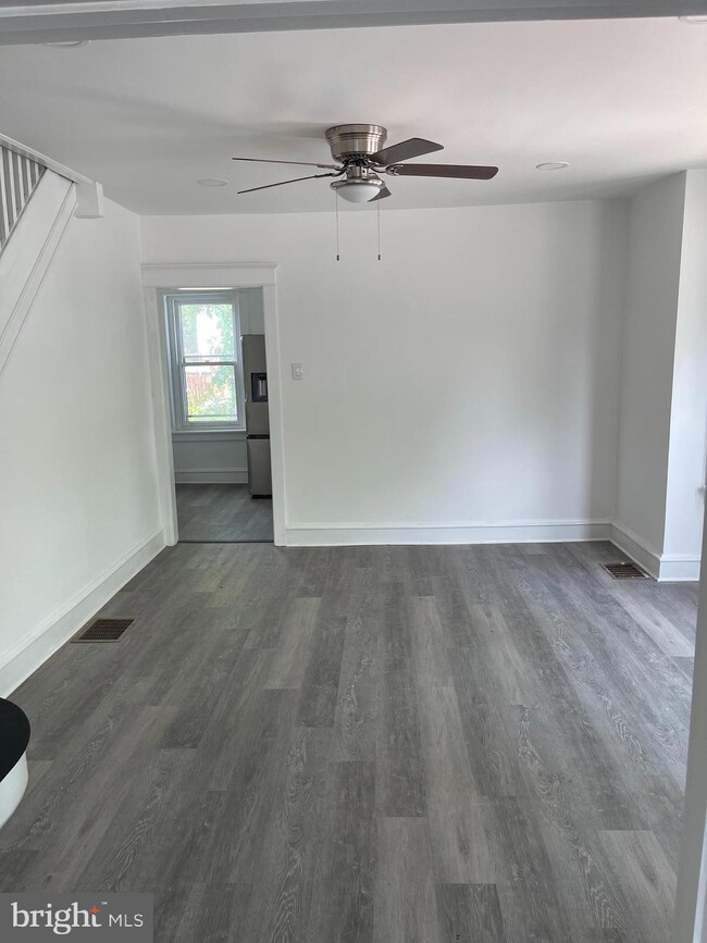 1257 Queen St, Pottstown, PA 19464 - photo 5