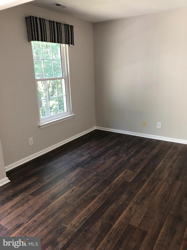 1904 Sutton Place, Mount Laurel, NJ 08054 - photo 5