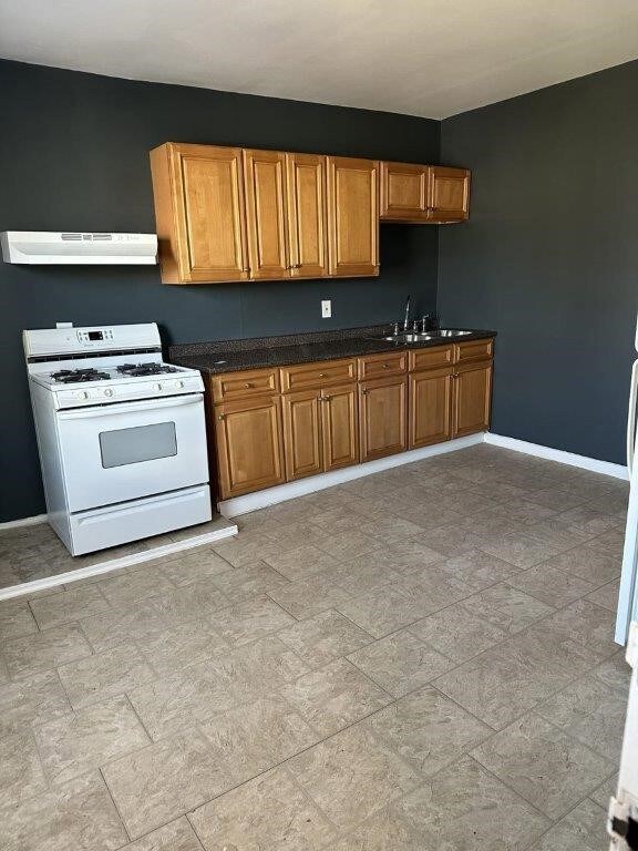 657 Public St unit 5, Providence, RI 02907 - photo 6