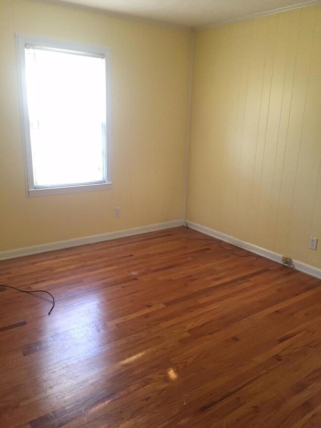 1606 Strother Rd, Aberdeen, NC 28315 - photo 6