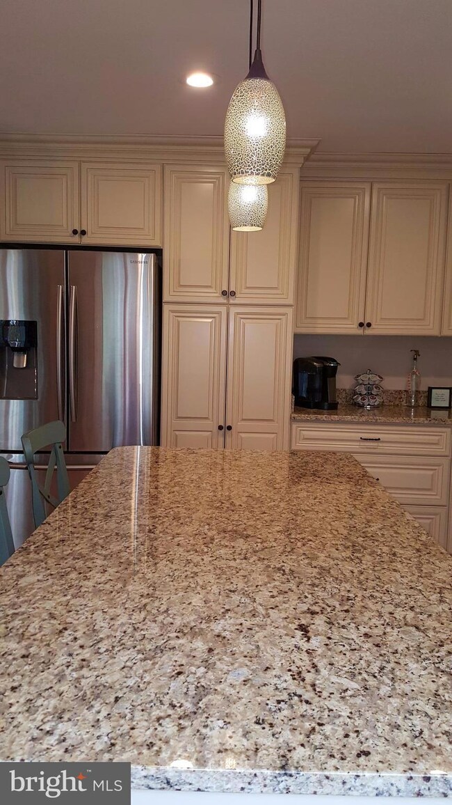 7921 Runnymeade Dr, Frederick, MD 21702 - photo 5