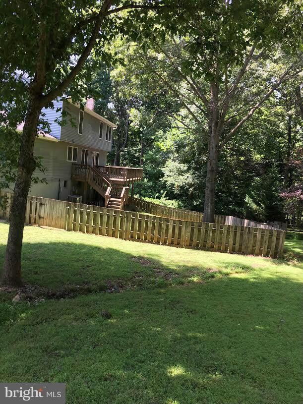 15113 Holleyside Dr, Dumfries, VA 22025 - photo 3