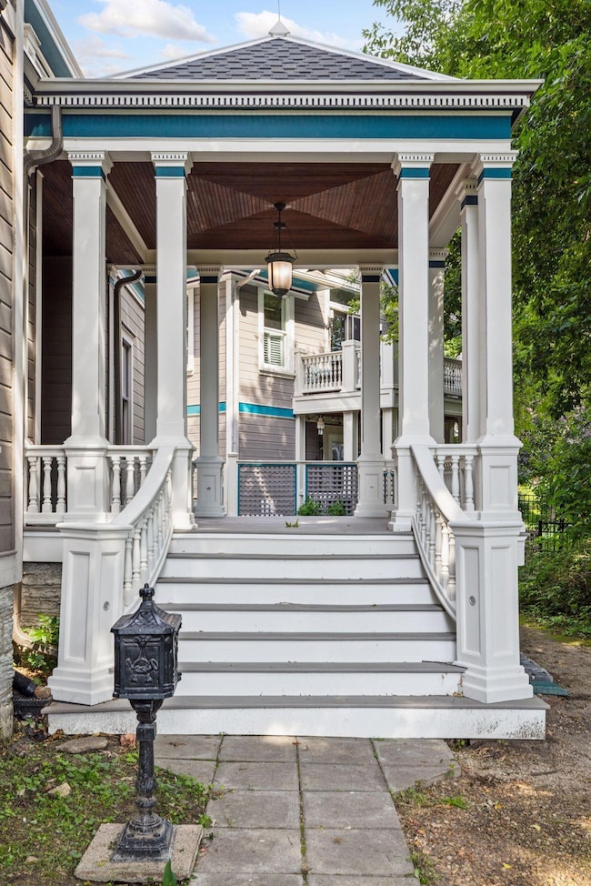 415 Summit Ave unit 2, Saint Paul, MN 55102 - photo 2