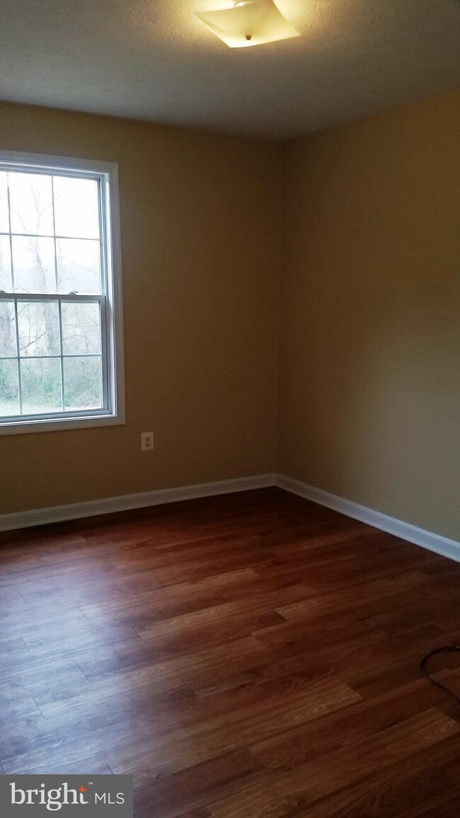 24611 Maddox Rd, Chaptico, MD 20621 - photo 7