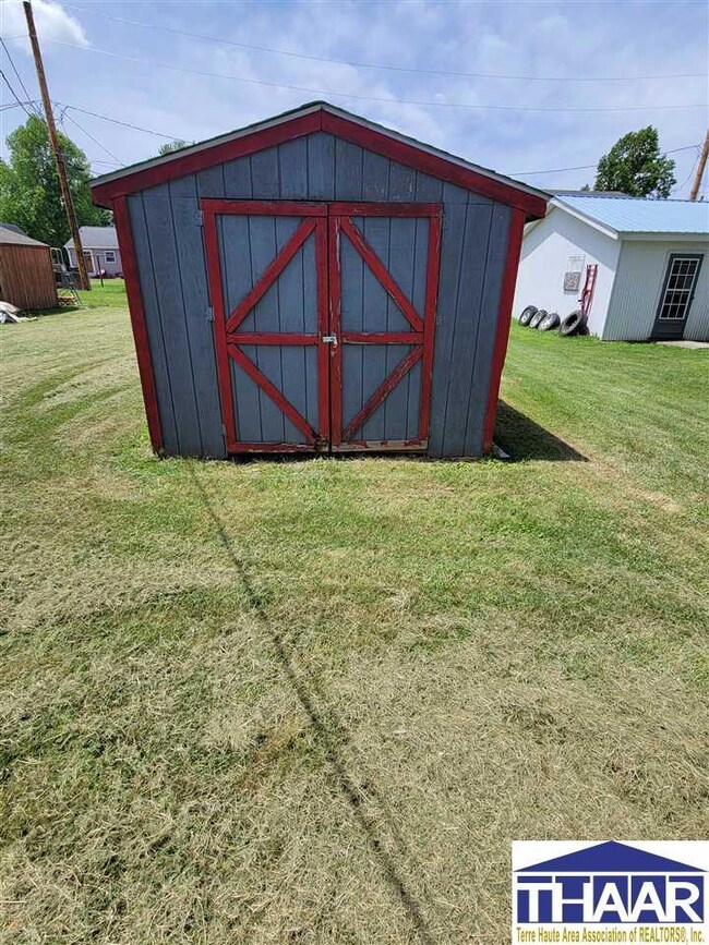 60 8th St NE, Linton, IN 47441 - photo 6