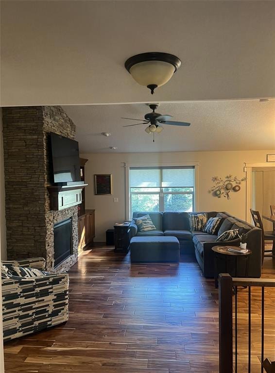 2015 SE Greentree Dr, Waukee, IA 50263 - photo 4