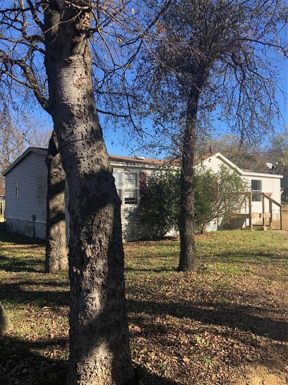 3709 Shady Ln, Joshua, TX 76058 - photo 3