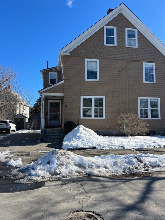 22 Emerald St unit 24, Newton, MA 02458 - photo 2