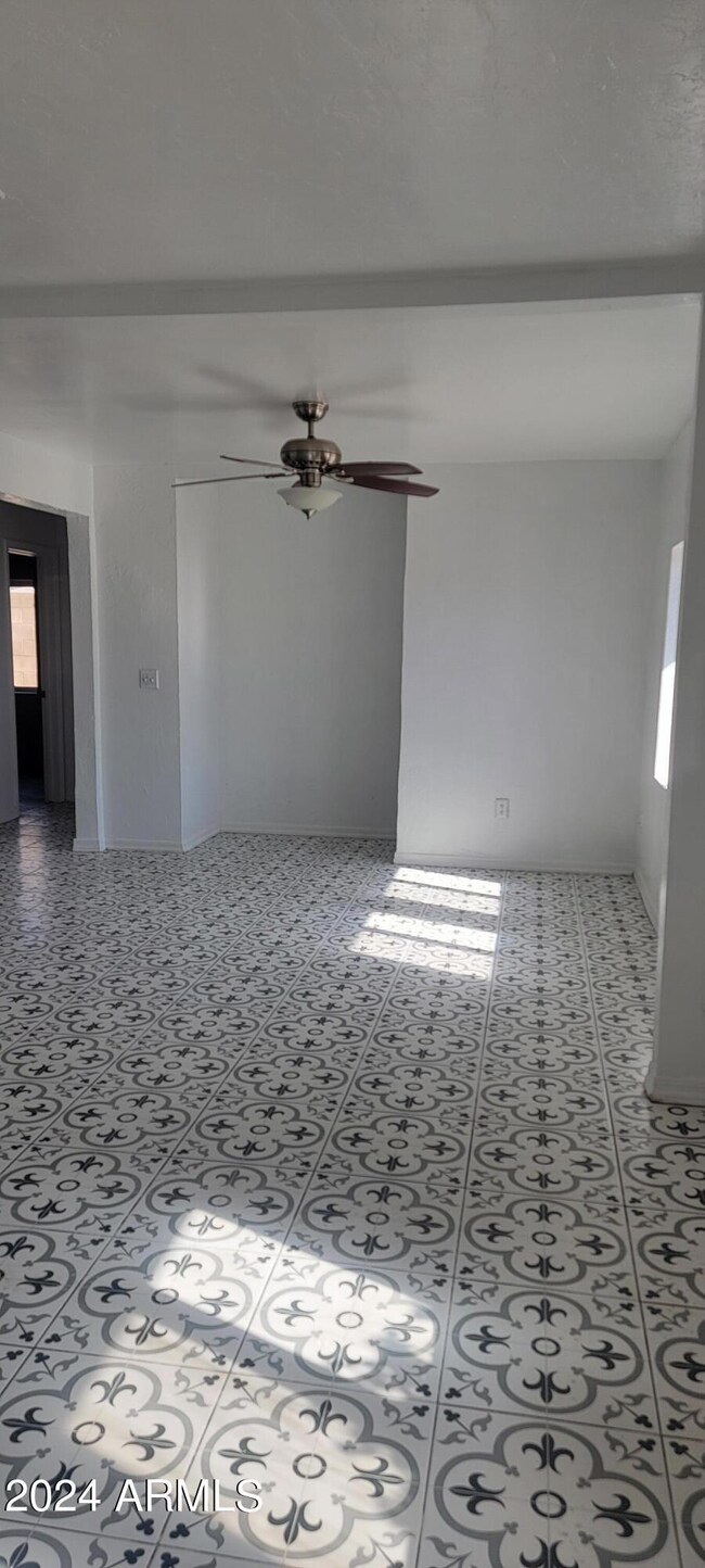 4902 E Palm Ln, Phoenix, AZ 85008 - photo 5