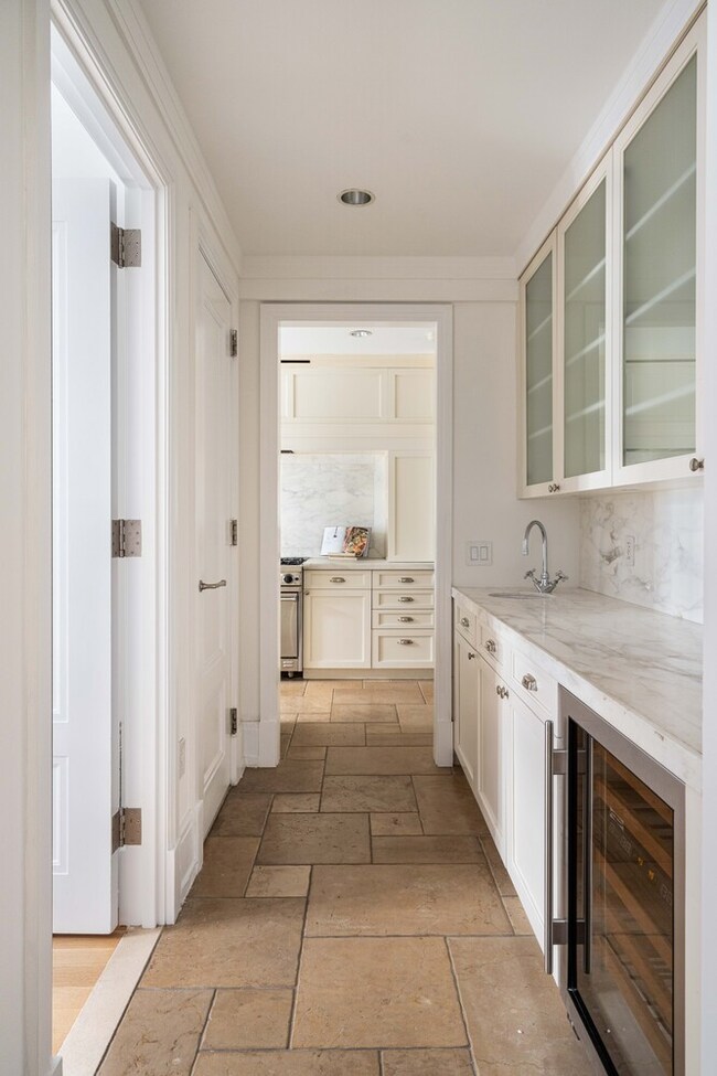 40 E 66th St unit 4B, New York, NY 10065 - photo 7