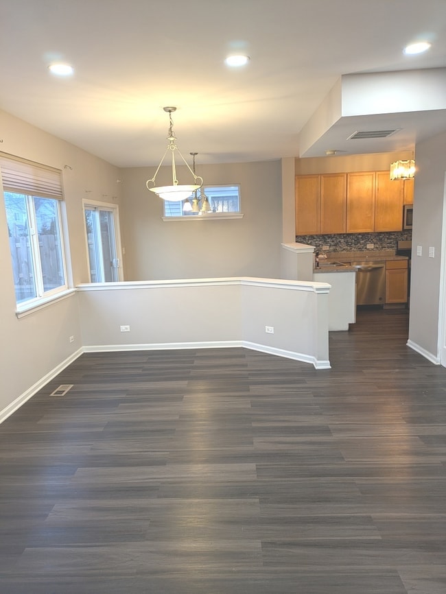 1858 S Fallbrook Dr unit 2, Round Lake, IL 60073 - photo 5