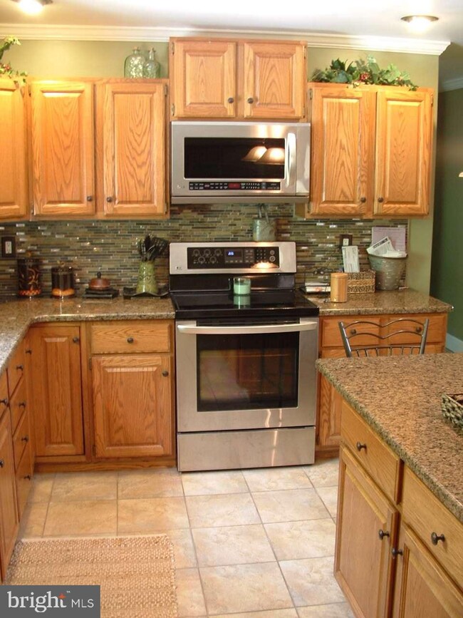 11 Ridge Rd, New Bloomfield, PA 17068 - photo 5