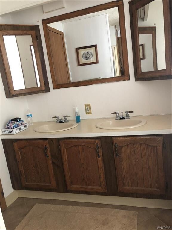 1 Windridge Ln, Hamburg, NY 14075 - photo 4