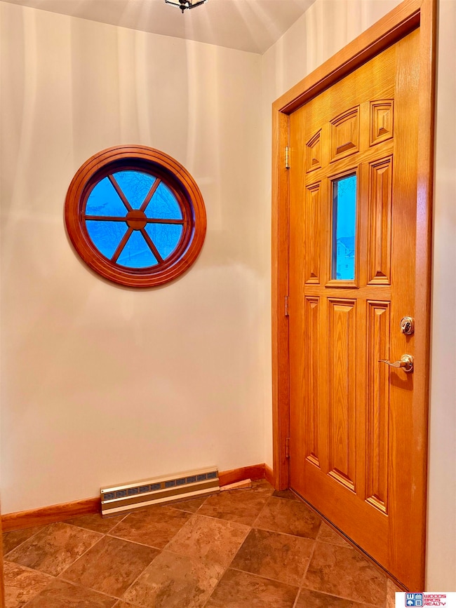 1127 N 5th St, Seward, NE 68434 - photo 3