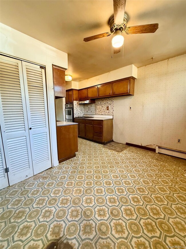 160 Halgren Crescent, Haverstraw, NY 10927 - photo 5