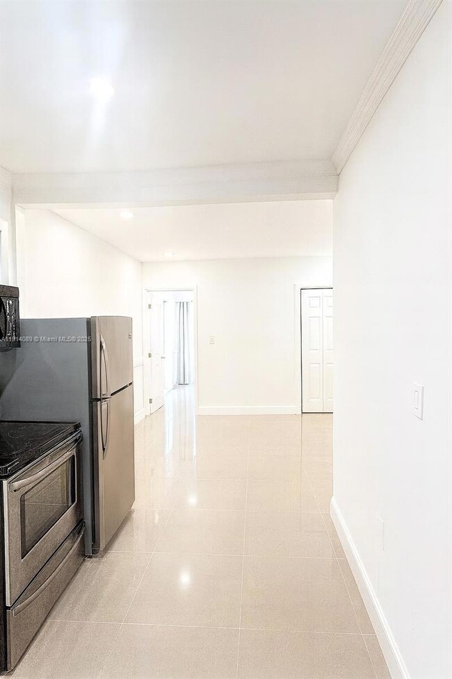 5807 SW 25th St unit 9, Hollywood, FL 33023 - photo 7