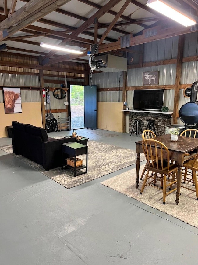 8268 S Ferris Ave, Newaygo, MI 49337 - photo 5