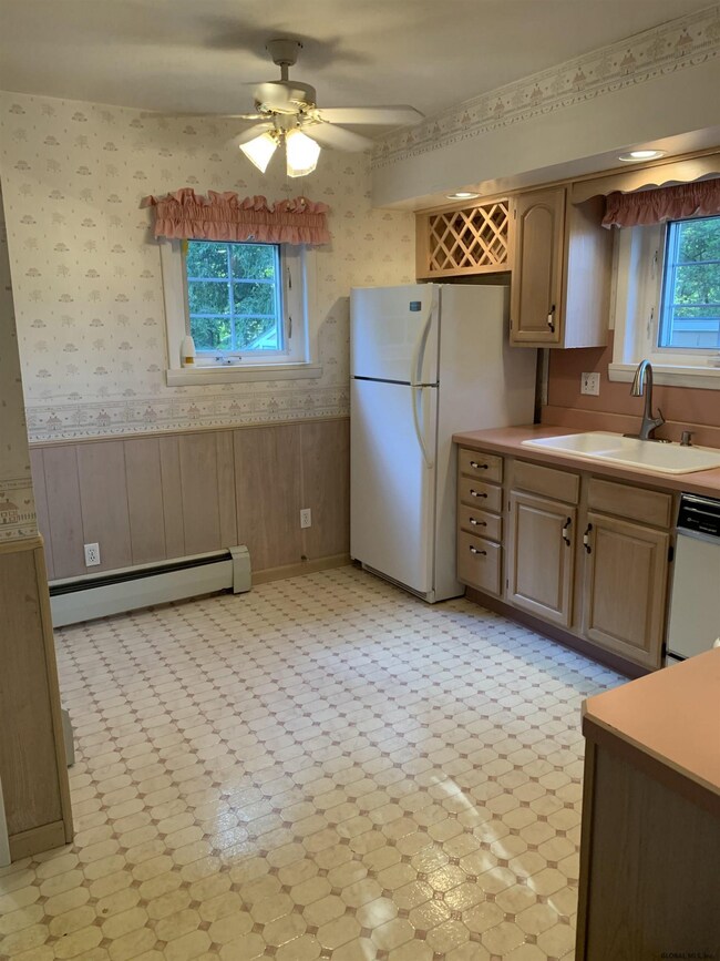 6 Cherry St, Albany, NY 12205 - photo 7