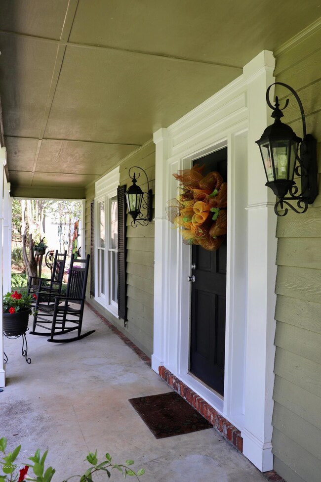 1b-front porch 3