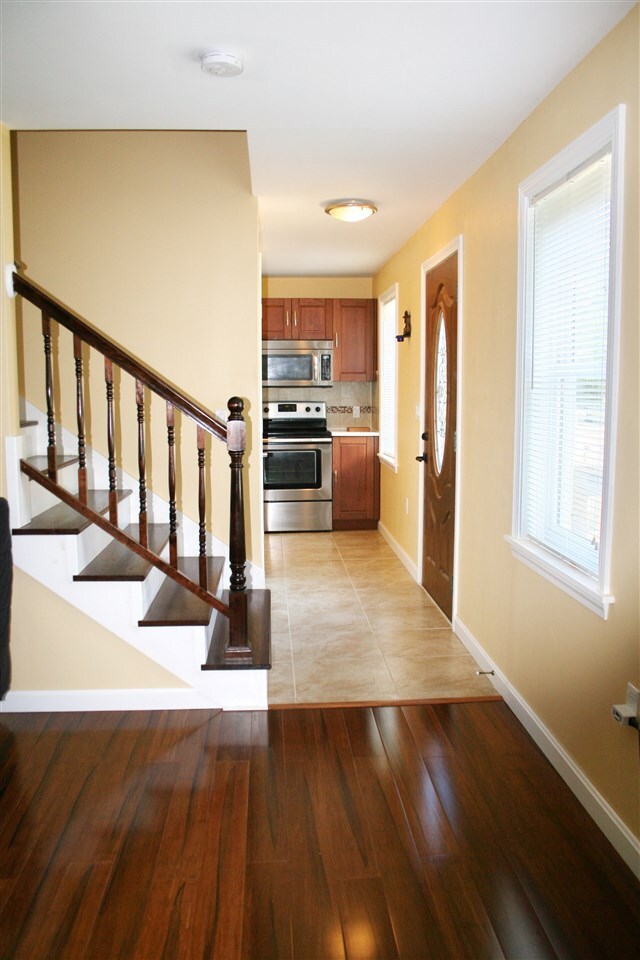 31 Regency Ct, Rochester, NH 03867 - photo 2