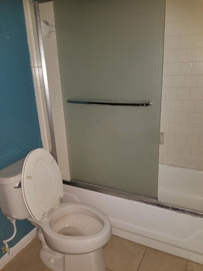 7858 Gatehouse Dr, Houston, TX 77040 - photo 4