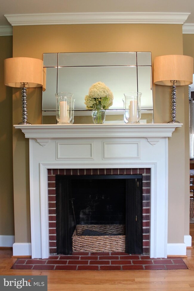 17 Holmehurst Ave, Catonsville, MD 21228 - photo 4