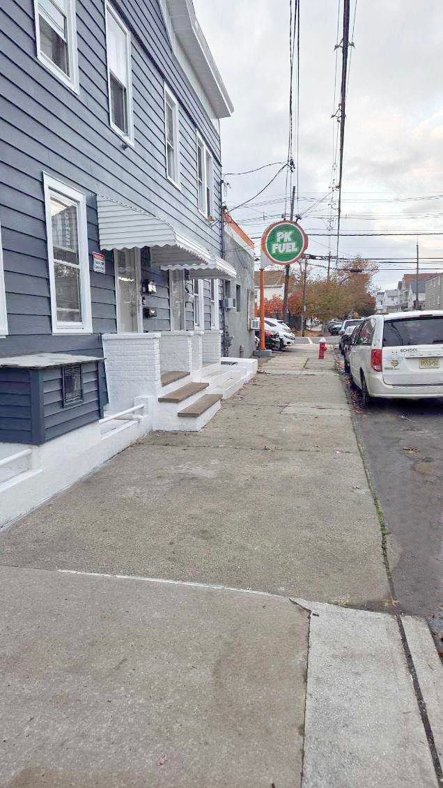 48 W 9th St, Bayonne, NJ 07002 - photo 4