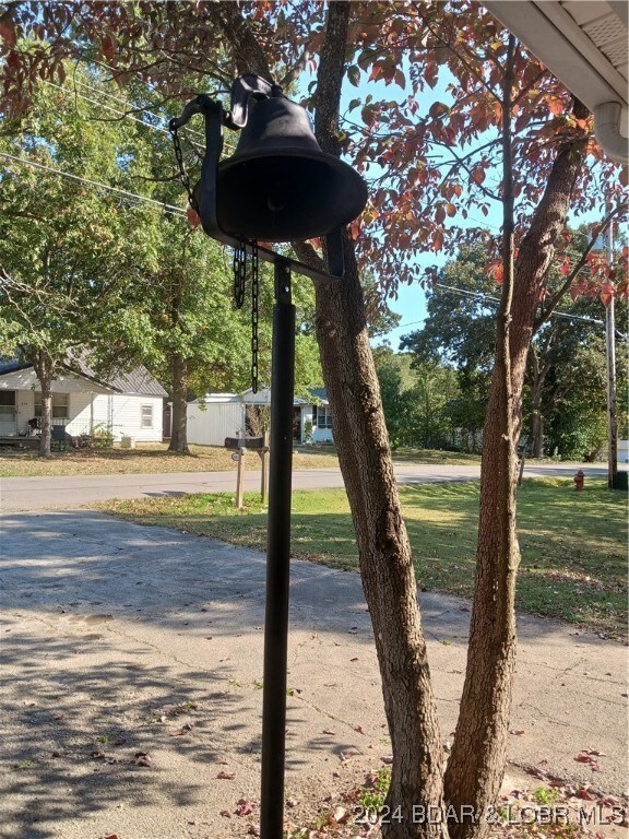 607 N Hughes Ave, Stover, MO 65078 - photo 5