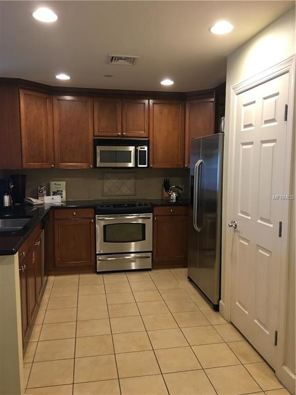 1354 Centre Court Ridge Dr unit 104, Reunion, FL 34747 - photo 4