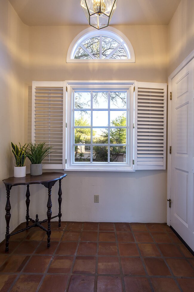 1790 N Potter Place, Tucson, AZ 85719 - photo 5