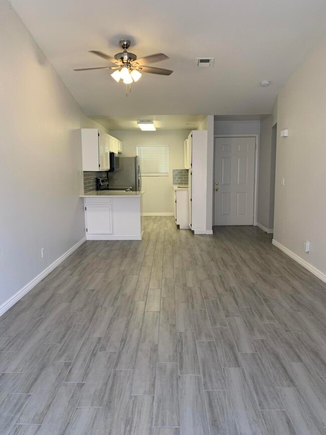 653 W Guadalupe Rd unit 2021, Mesa, AZ 85210 - photo 2