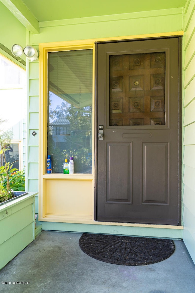 5_EntranceExterior