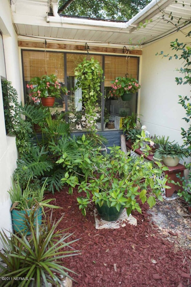 327 Brunswick Rd, Jacksonville, FL 32216 - photo 2