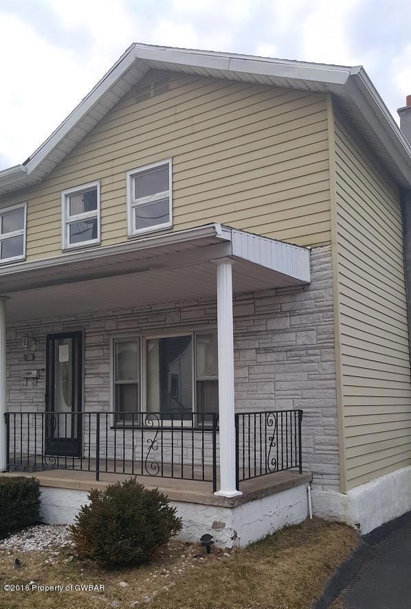 262 Parsonage St, Pittston, PA 18640 - photo 7