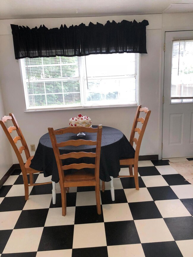 3739 Briggs Rd unit 41, Columbus, OH 43228 - photo 7