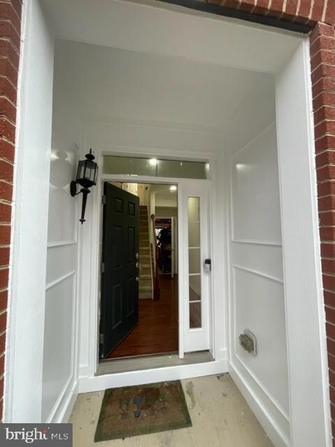 23087 Weybridge Square, Broadlands, VA 20148 - photo 2