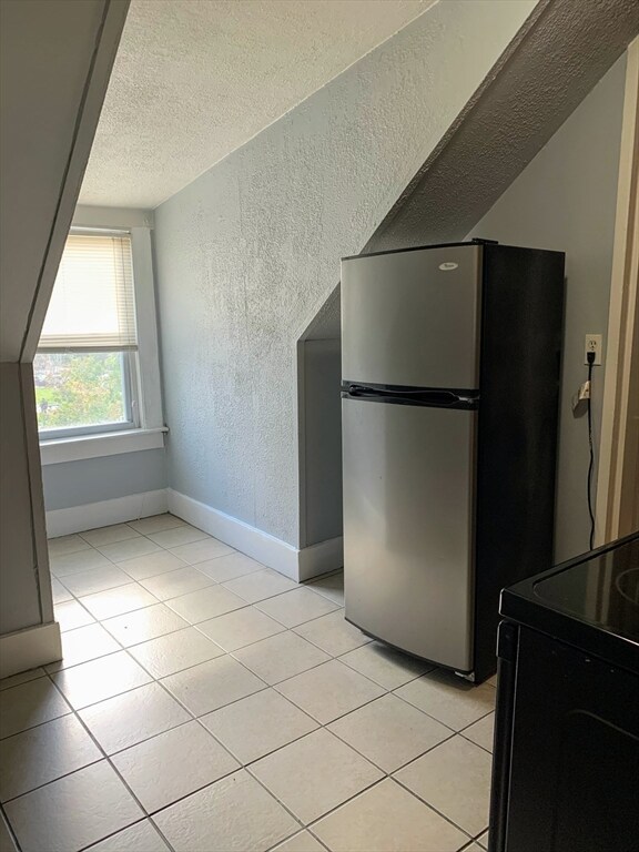 96 Harrishof St unit 3, Dorchester, MA 02121 - photo 2