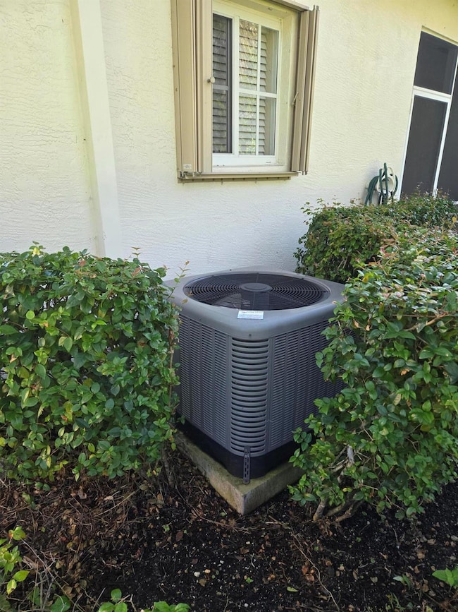 2297 Windjammer Way, West Palm Beach, FL 33411 - photo 6