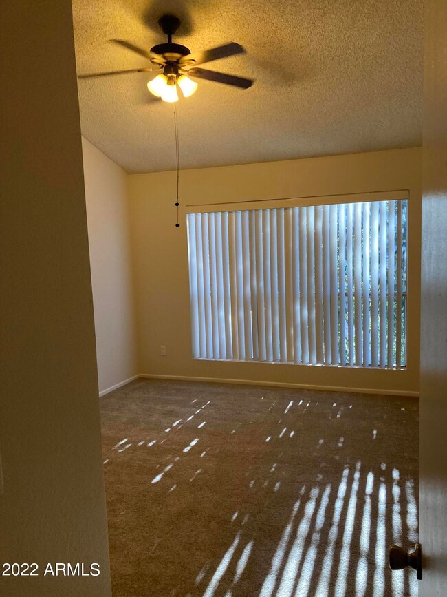 19230 N 4th Place, Phoenix, AZ 85024 - photo 4