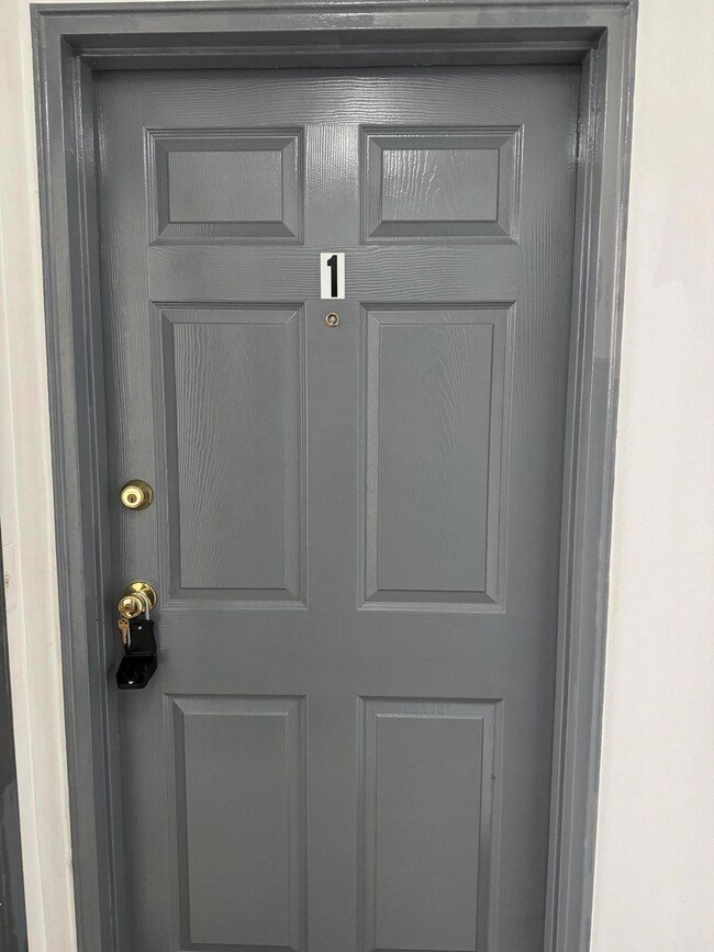 100 Ridgeview Lane, Apt 1