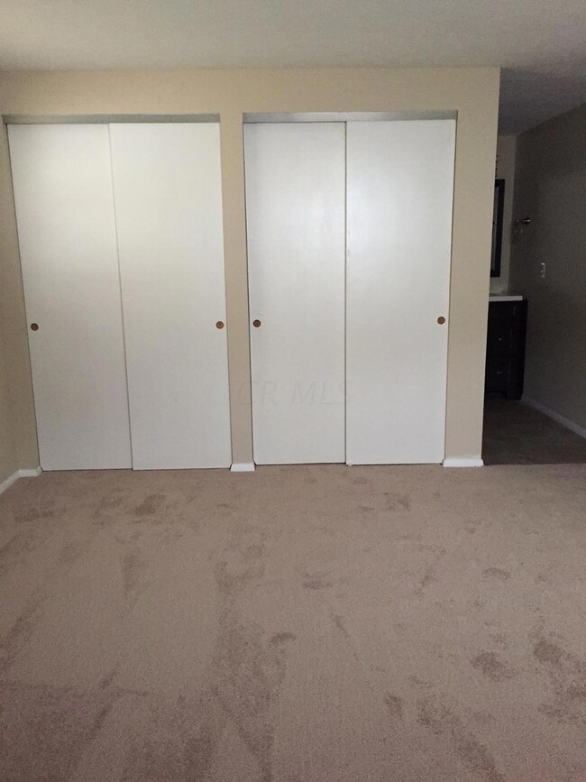 1617 Riverbend Rd, Columbus, OH 43223 - photo 7