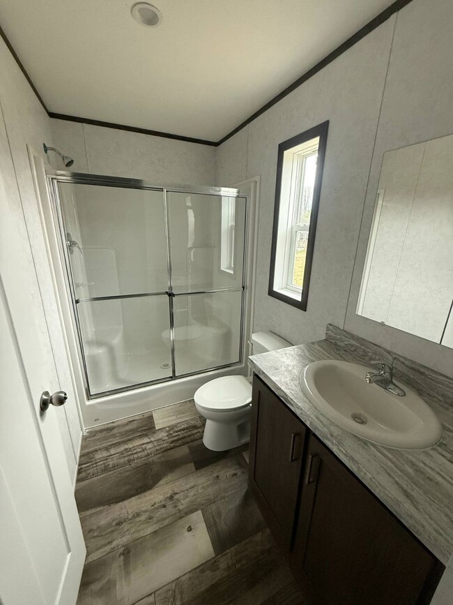 180 E Arlington Dr, Somerset, PA 15501 - photo 4