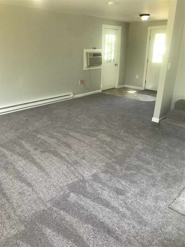 13 Webster St, Allenstown, NH 03275 - photo 5