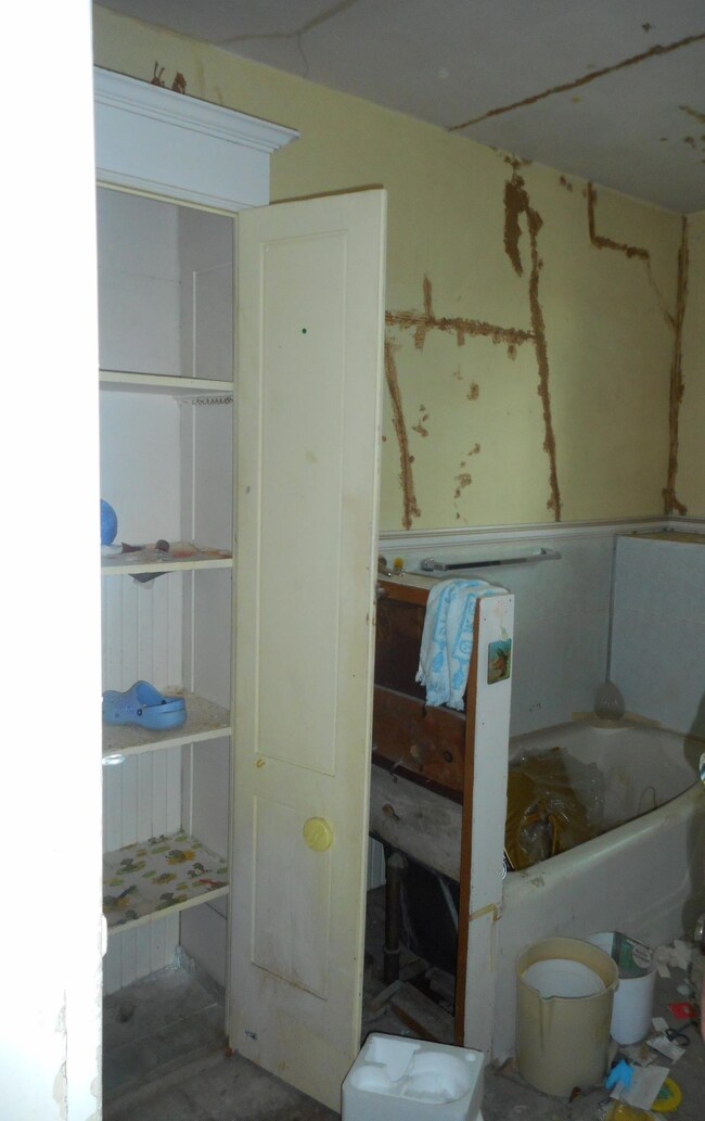 621 7th Ave SE, Jamestown, ND 58401 - photo 6